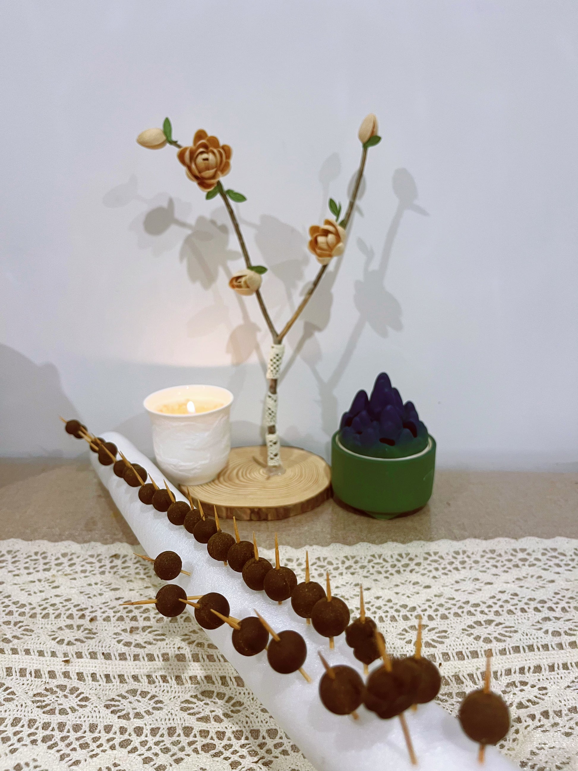 🧿 Qi Harmony · Botanical Scented Bead Bracelet