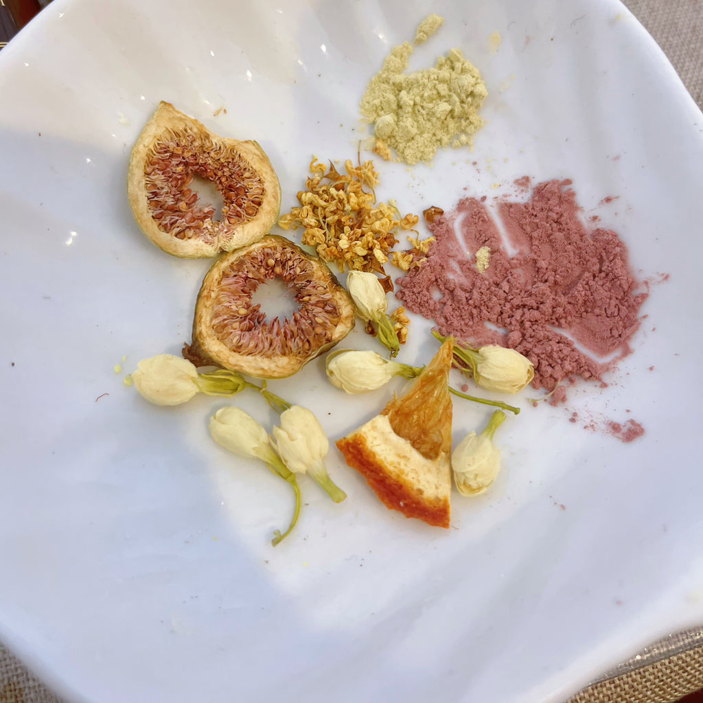 🍊 Afternoon, As Expected – HerbZen Botanical Candle